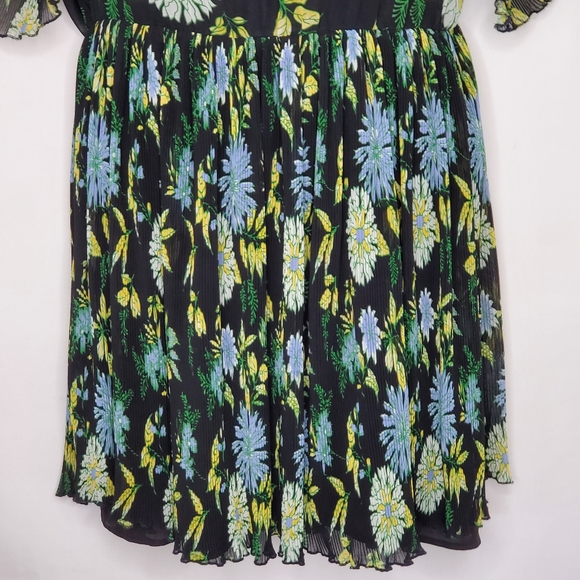 Zara Floral Print Mini Dress Pleated Dark Floral - Picture 7 of 14